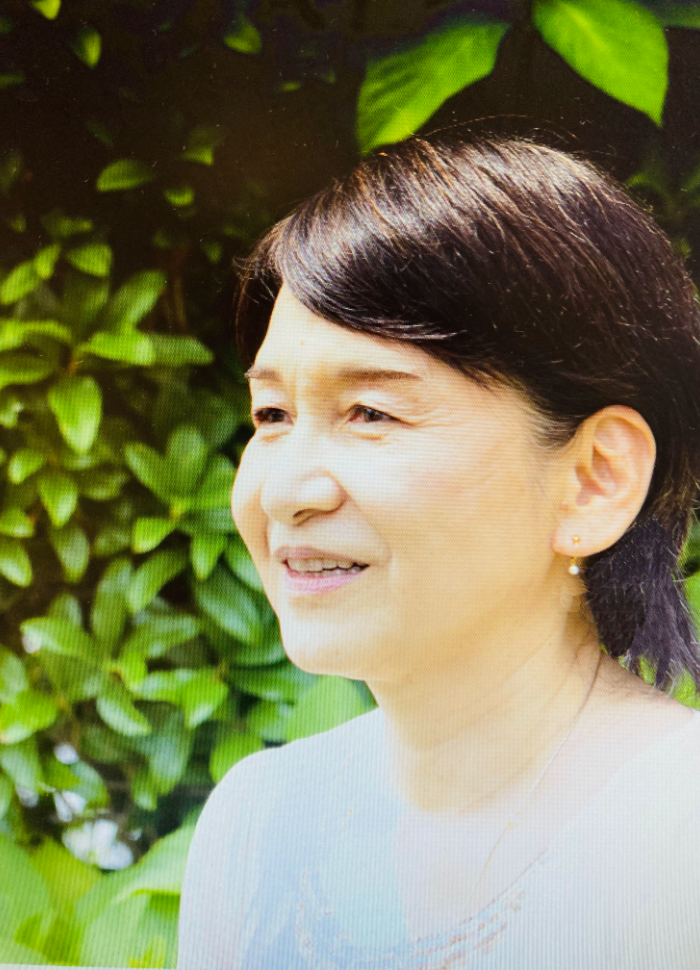 谷 小枝