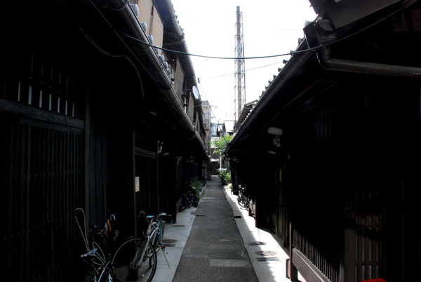 あじき路地　改修工事