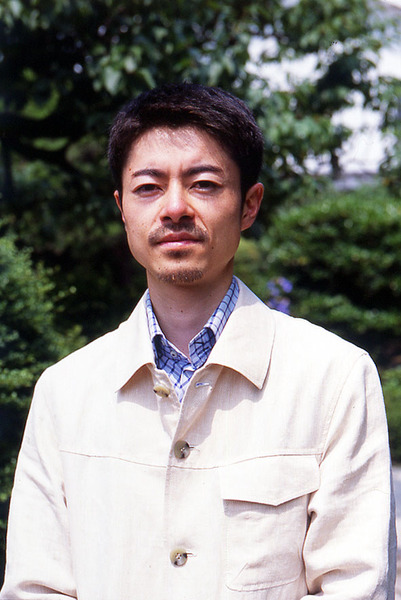 岩本 賀伴