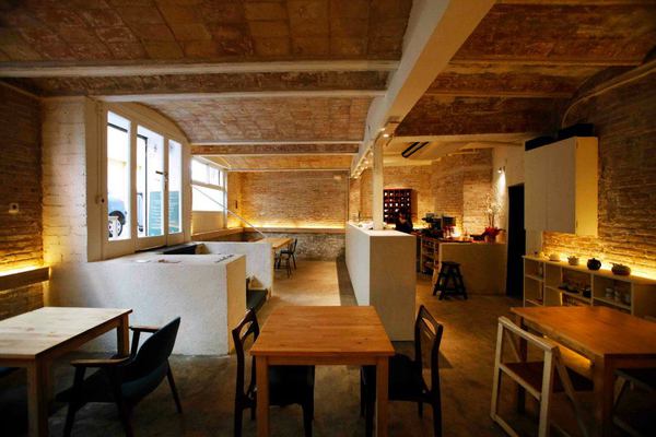バルセロナ　UsaguiCafe　（ウサギカフェ）