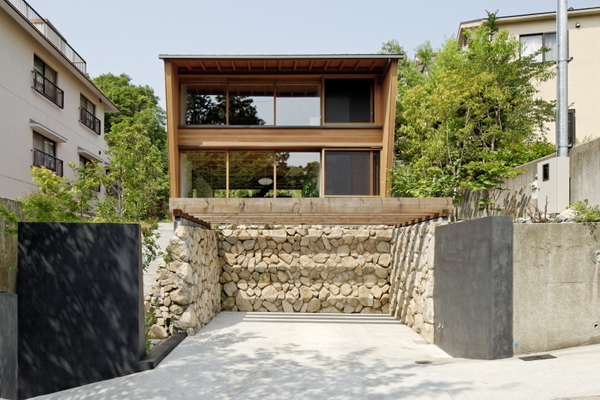 住吉山手の家