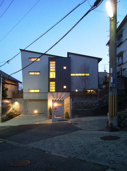 住吉山手の家