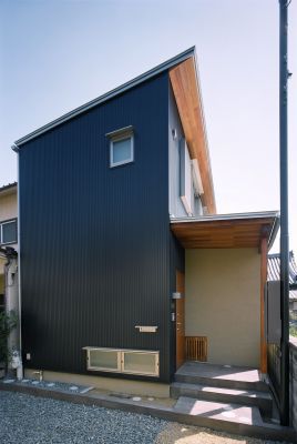 坊屋敷町の家
