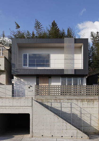 HILL_TOP_HOUSE / 大阪府和泉市の家2