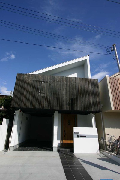 上野東の家