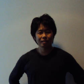 岸 真也