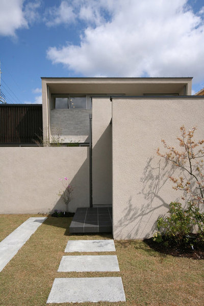 GroundHouse