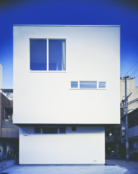 IKUE-773