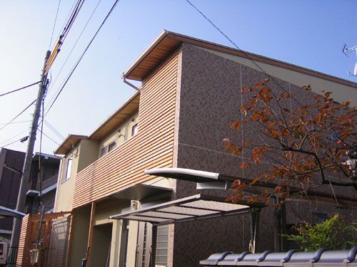 親と暮らす増改築の家