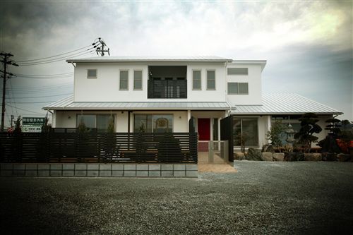 光と風の通る開放的な二世帯住宅