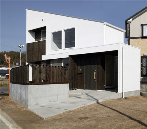 変形敷地を利用した家